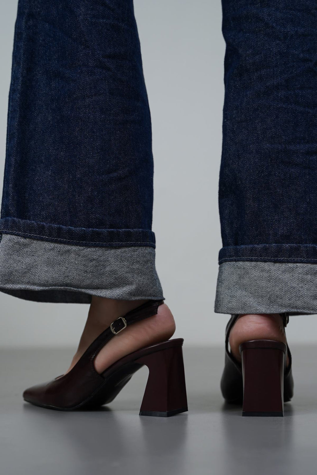 COFFEE LYRIC BLOCK HEELS