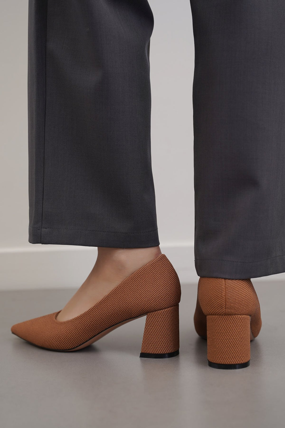 TAN BOARDROOM BLOCK HEELS