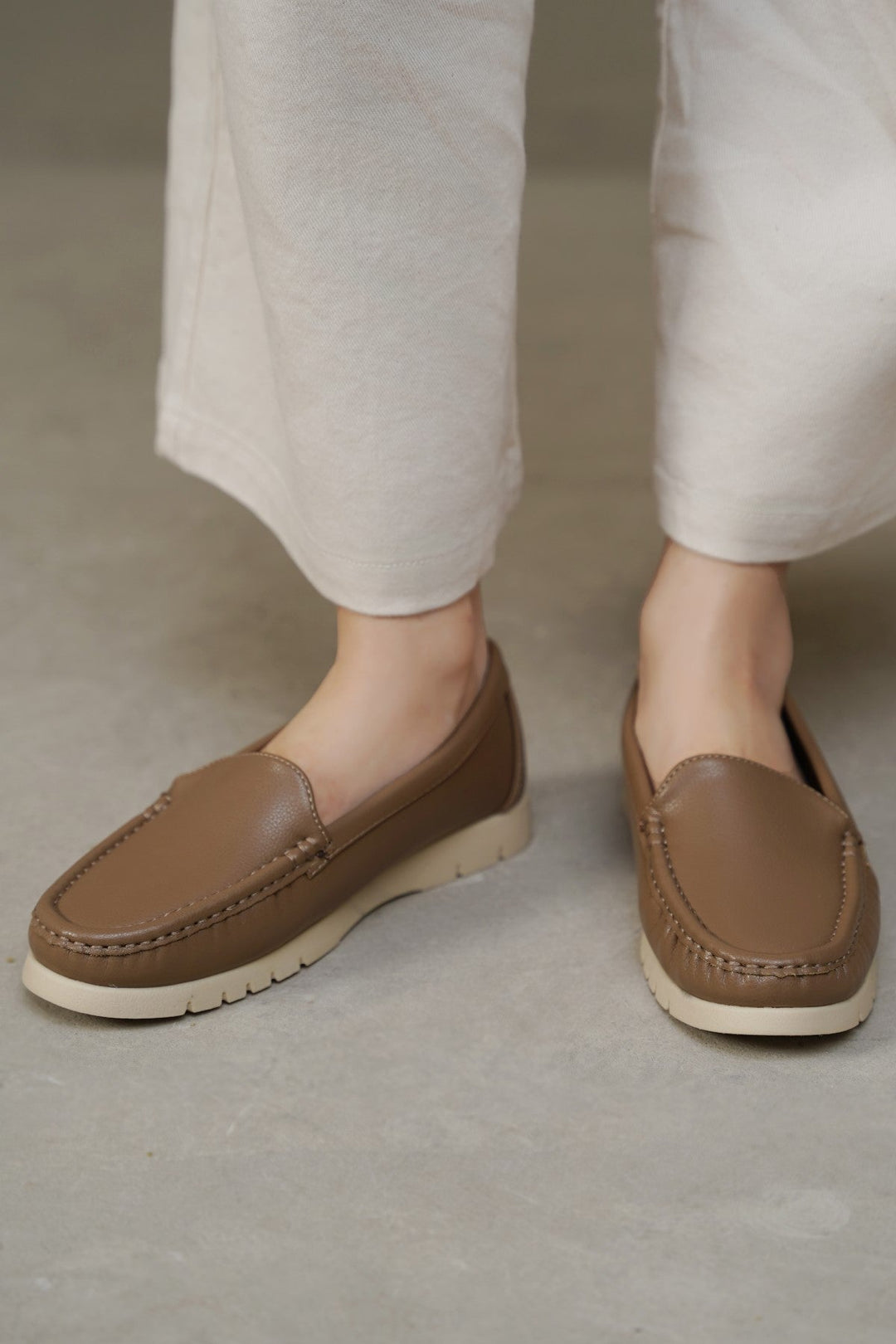 TAUPE SOFT CHUNKY LOAFERS