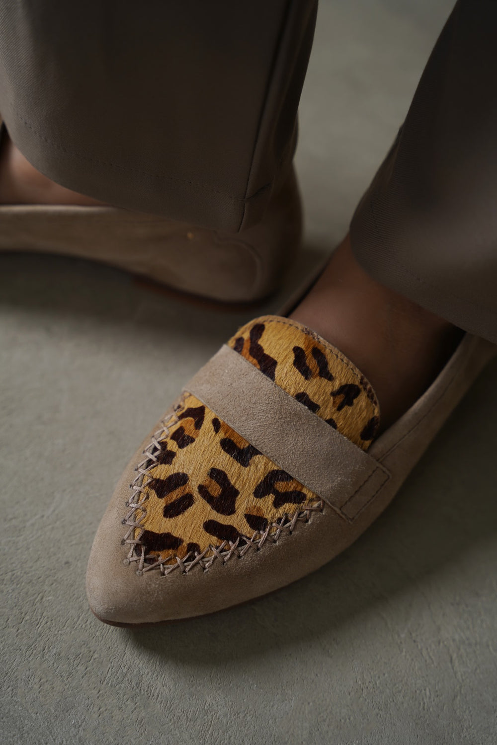 BEIGE JUNGLE LEATHER LOAFERS