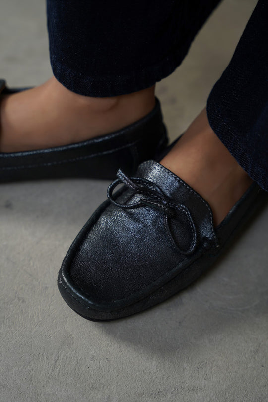 BOW LEATHER MOCCASINS