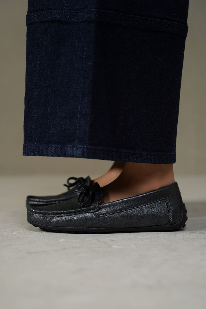 BOW LEATHER MOCCASINS