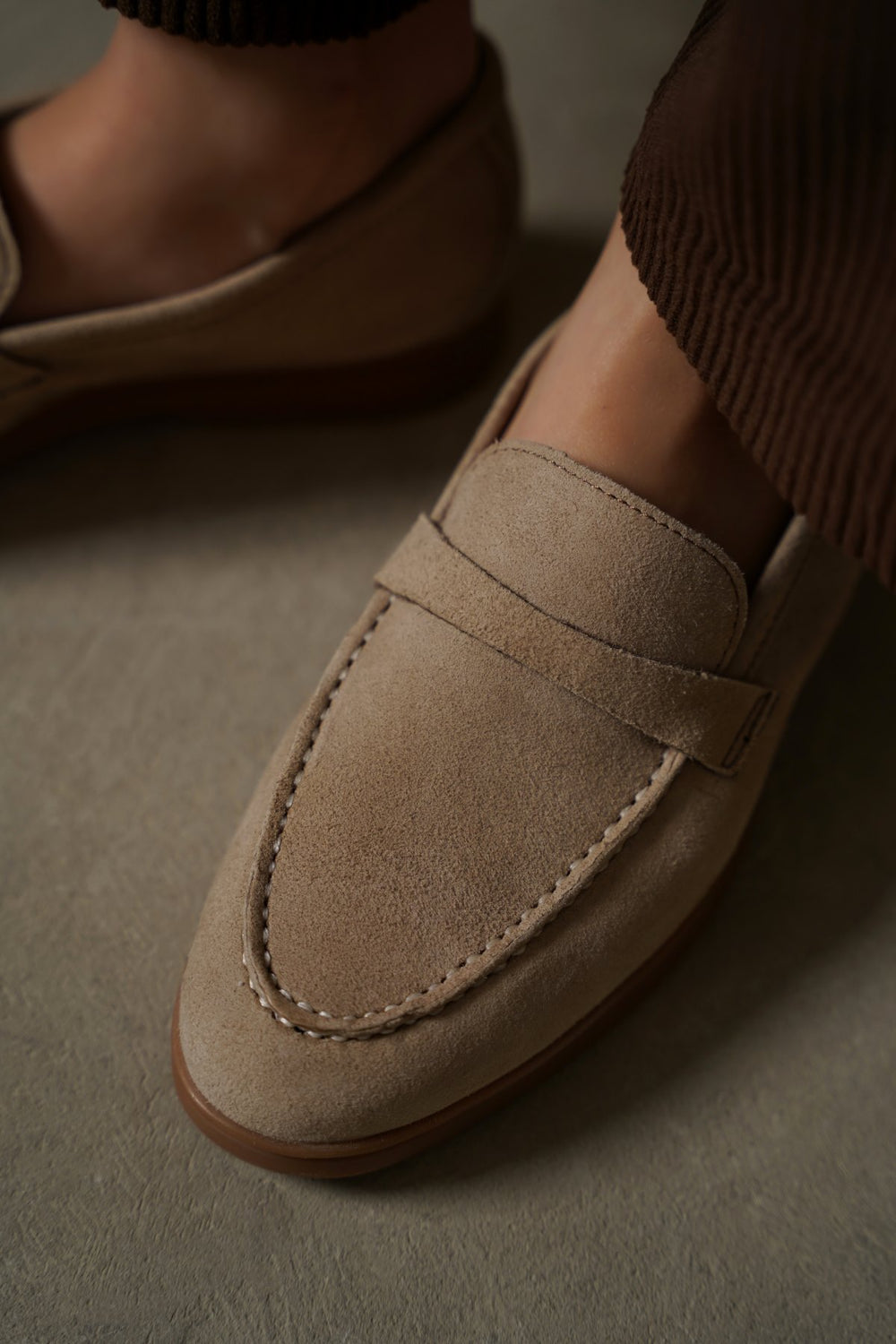 TAUPE PALM & PEBBLE LEATHER LOAFERS