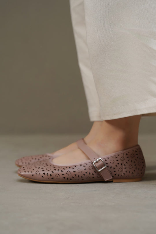 MAUVE CLOVER MARY-JANES