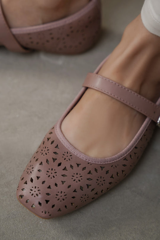 CLOVER MARY-JANES