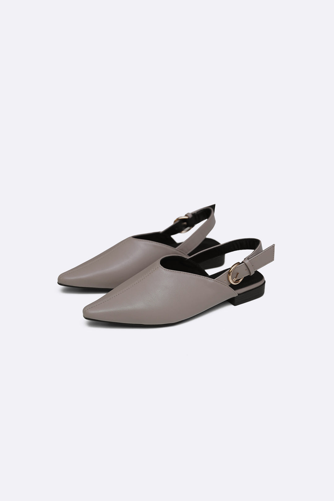 SLINGBACK PUMPS