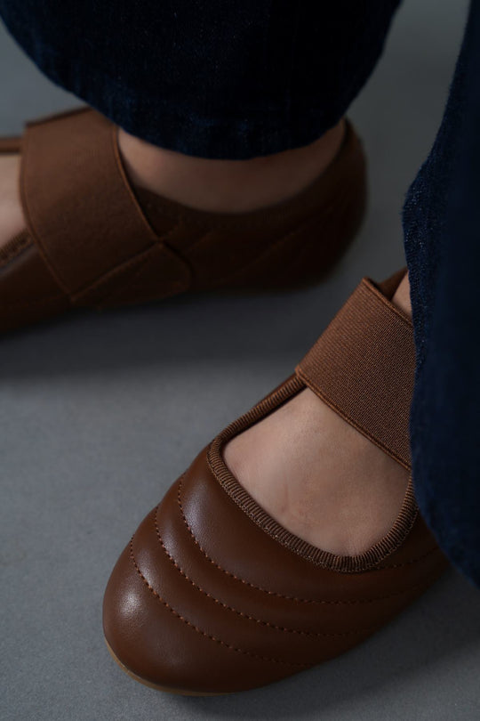 TAN TRAVEL SNEAKERINA