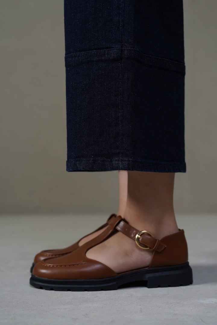 TAN THE SCHOLAR SANDAL