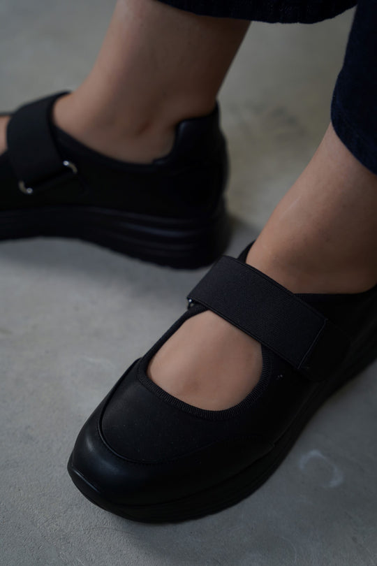 EASY PLATFORM SNEAKERS