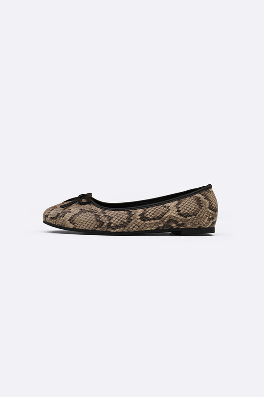 VIPER BOW PUMPS