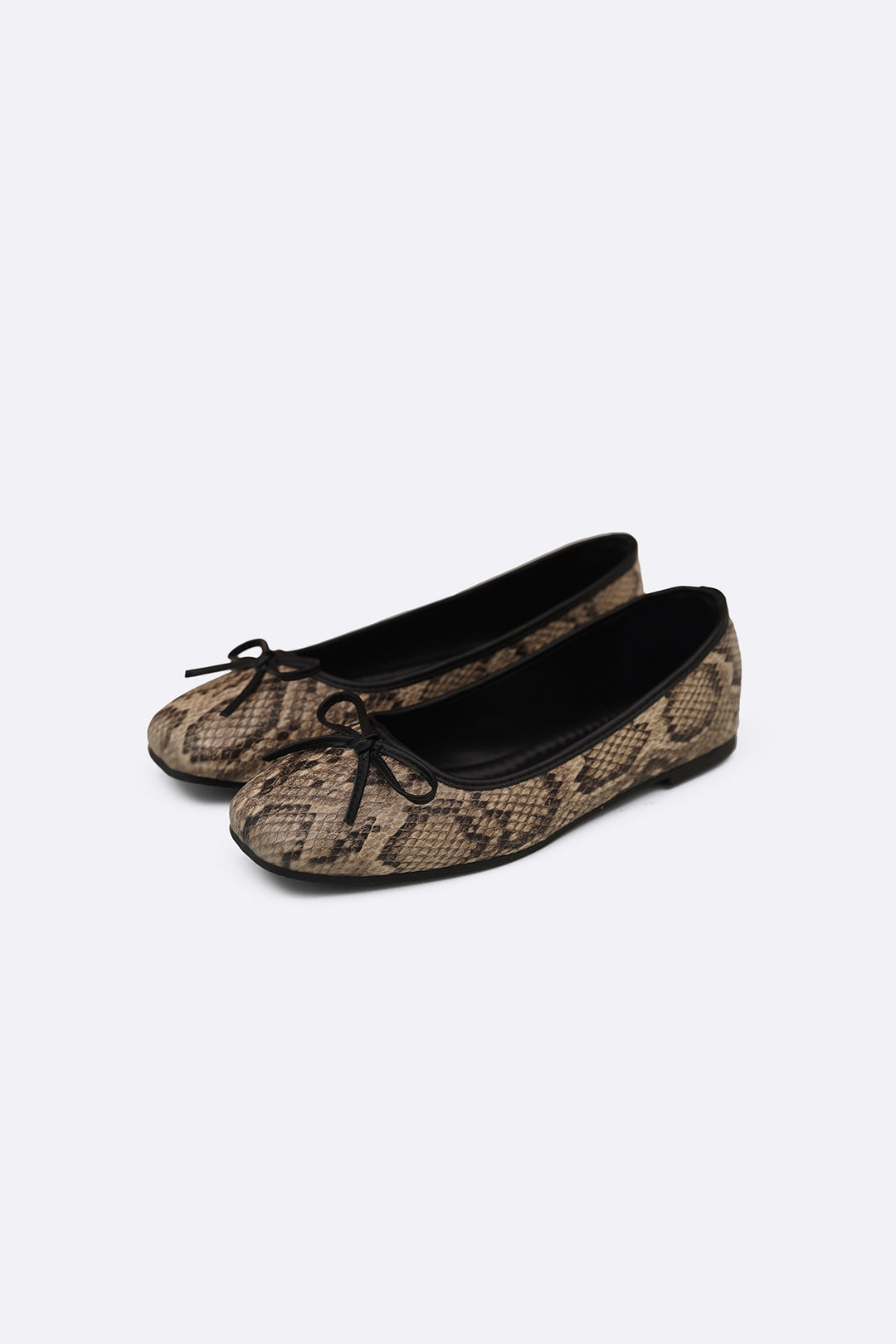 GREY VIPER BOW PUMPS