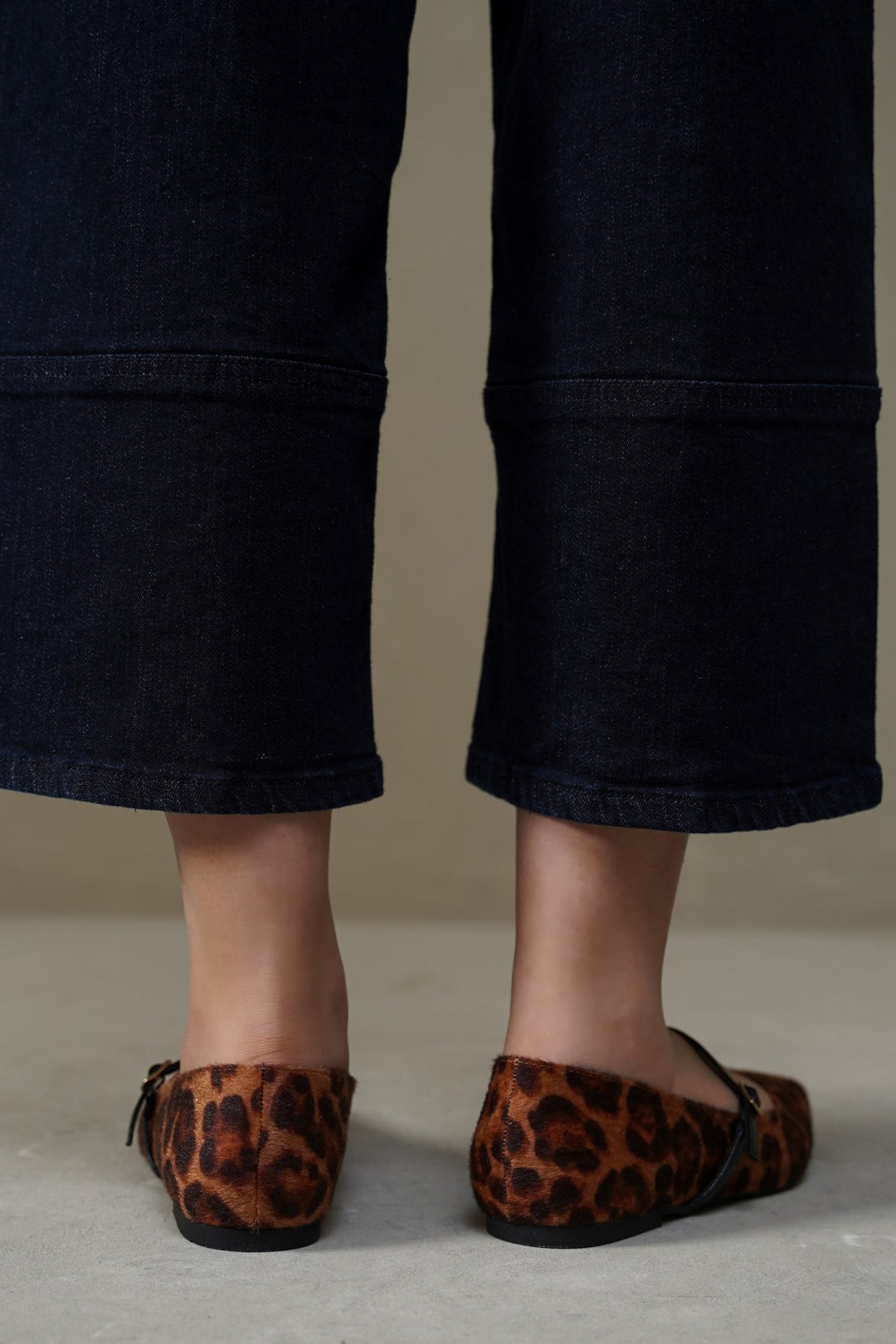 BROWN BORNEO PUMPS