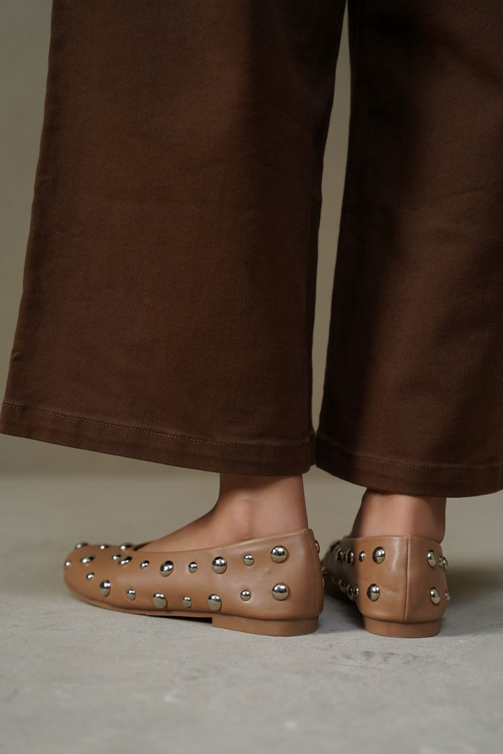 TAUPE STUDDED STREET PUMPS