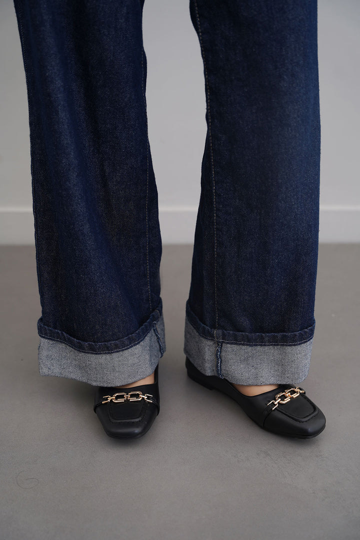 BLACK LEILA MAMA PUMPS