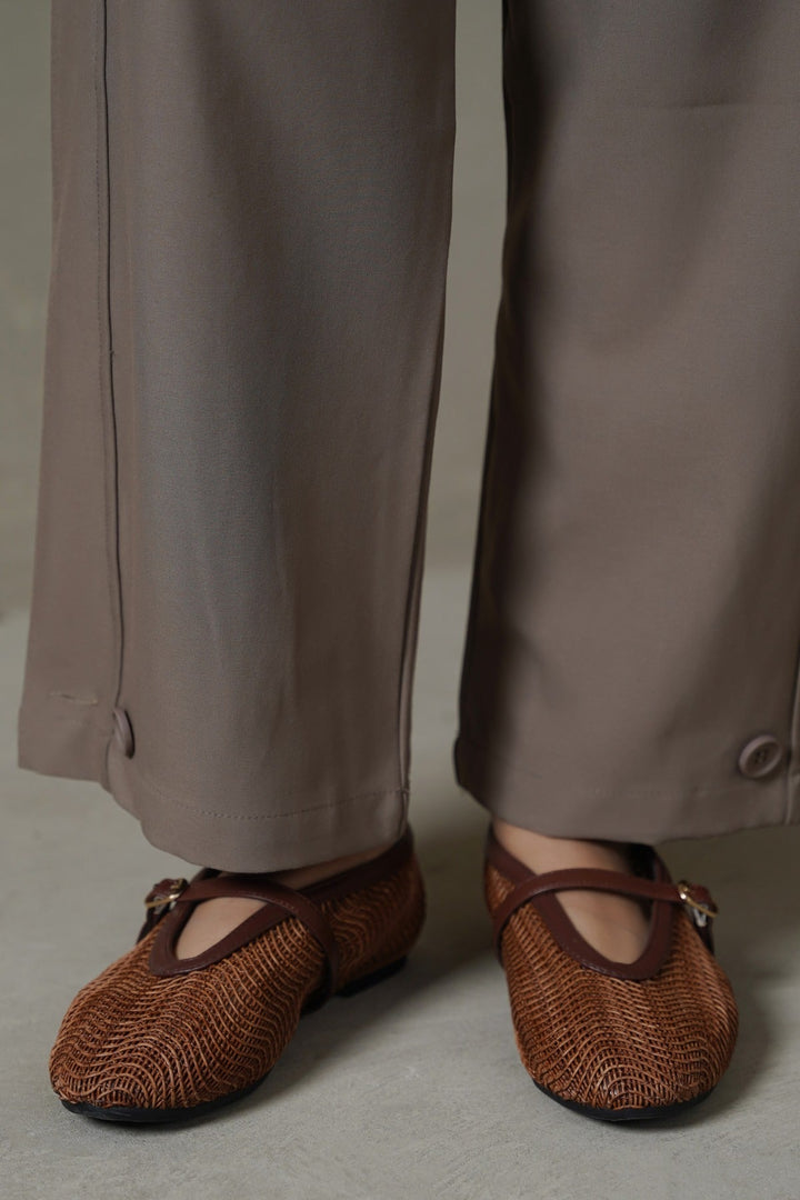 BROWN RESORT MARY-JANES