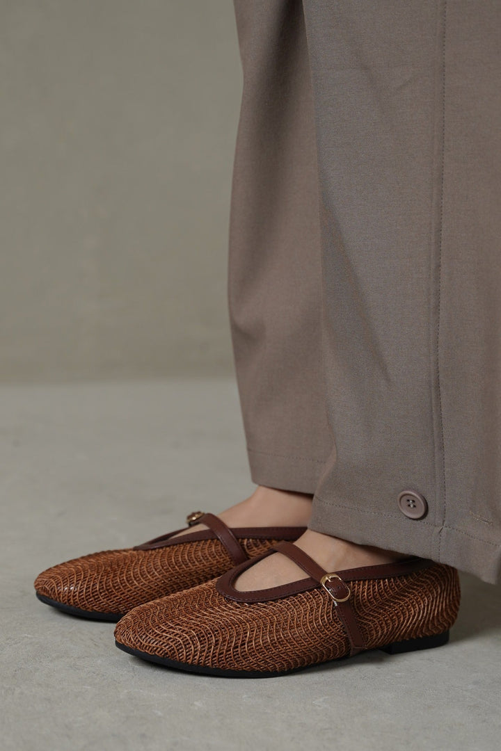 BROWN RESORT MARY-JANES