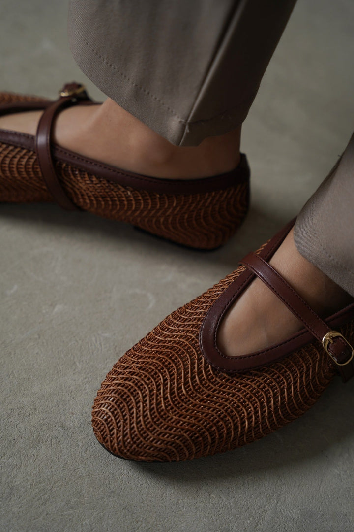 BROWN RESORT MARY-JANES