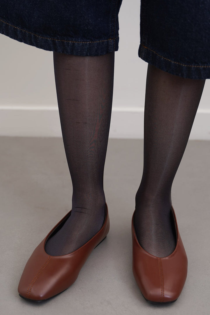 COFFEE TOP-STITCH PUMPS