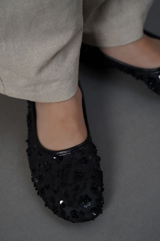 BLACK CONFETTI PUMPS