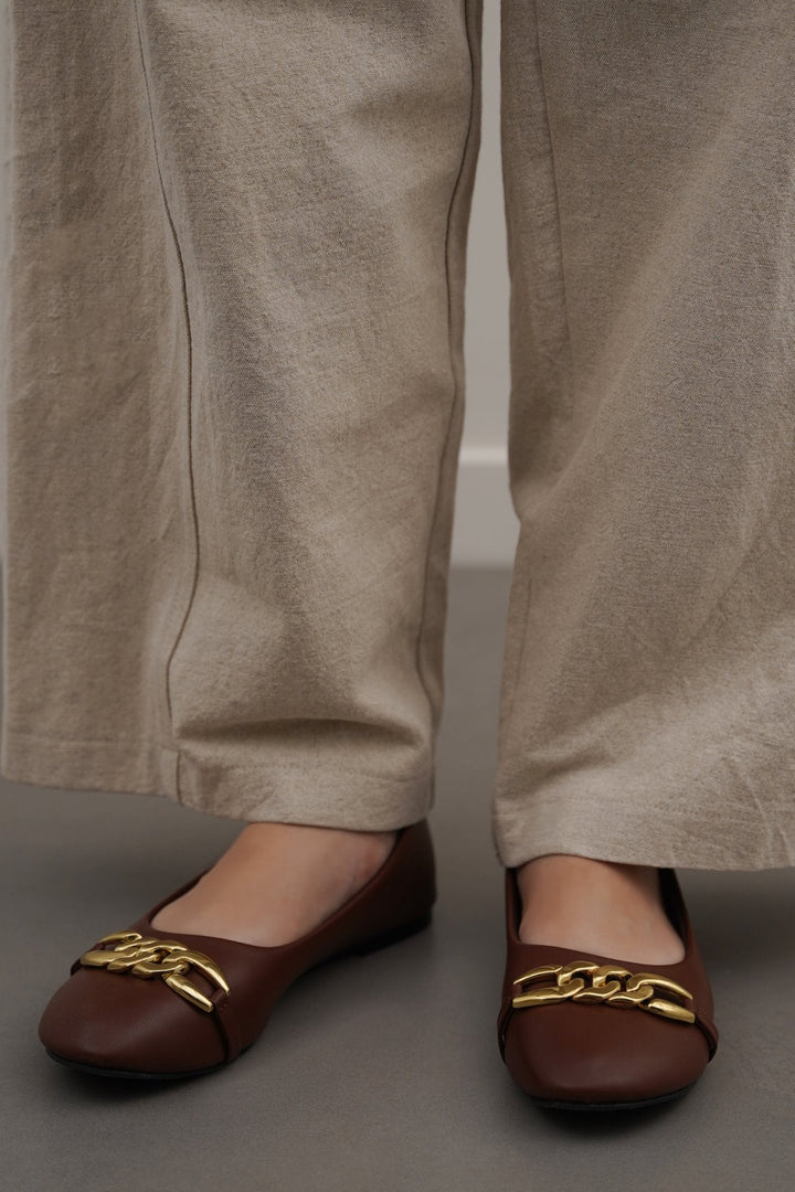 COFFEE CHAIN MAMA PUMPS