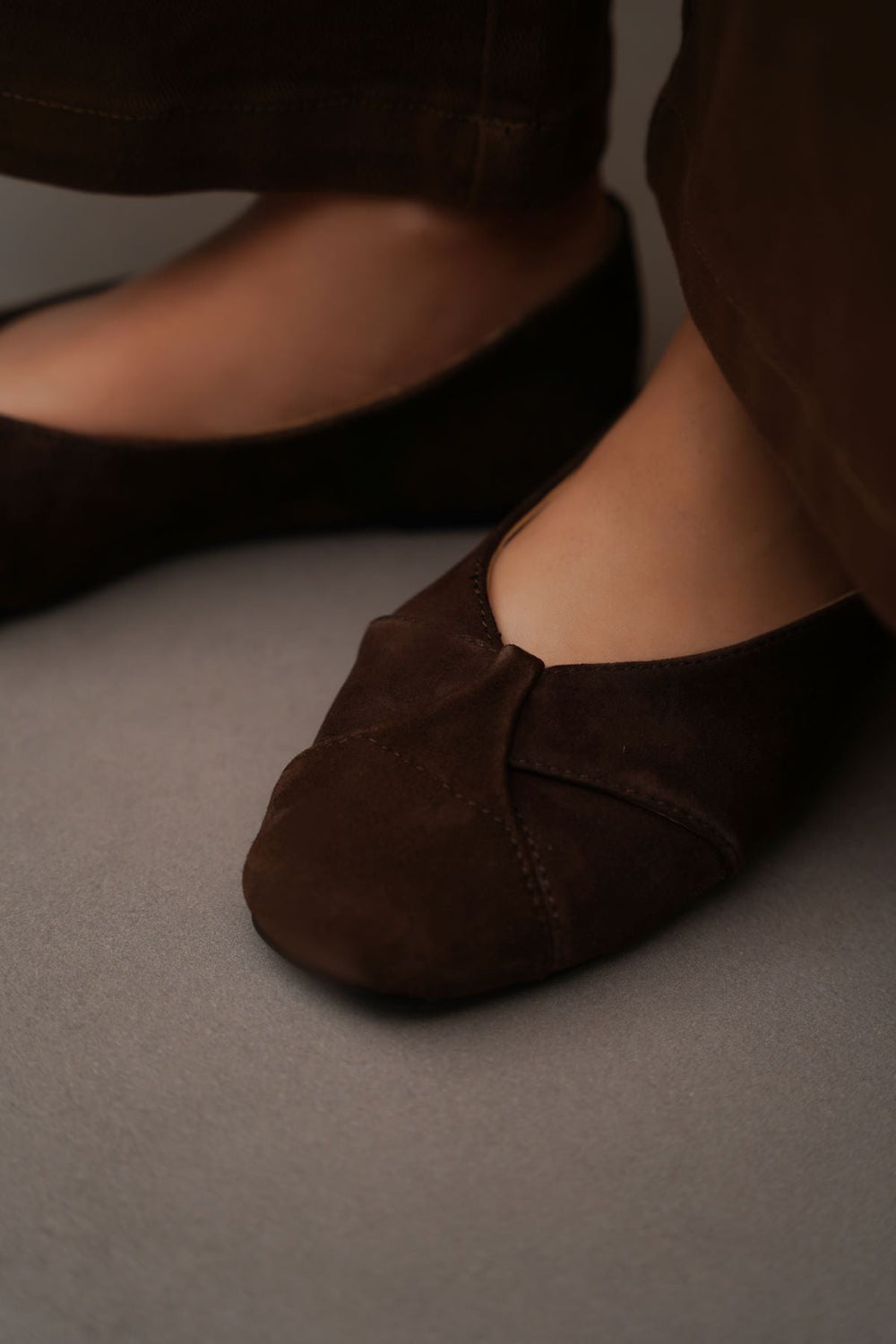 DARK BROWN COLETTE LEATHER PUMPS