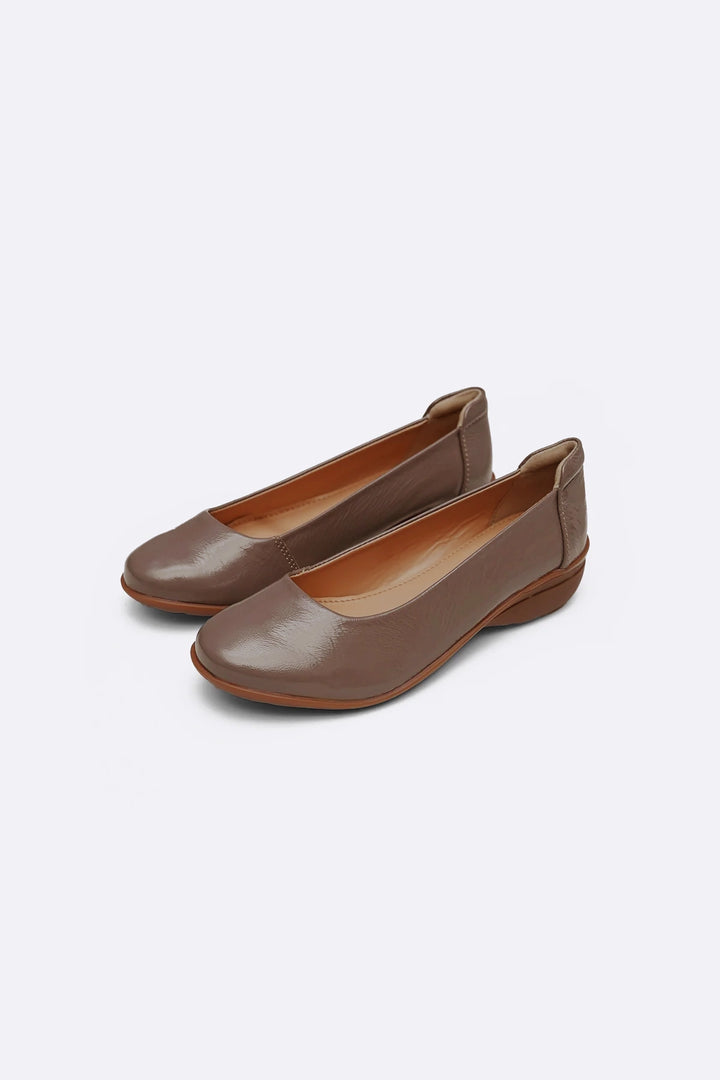 TAUPE WRINKLE LEATHER PUMPS