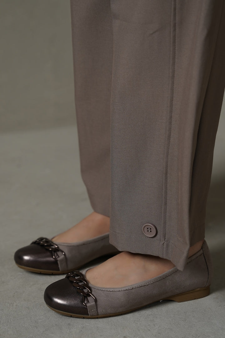 TAUPE TOE-CAP MAMA PUMPS