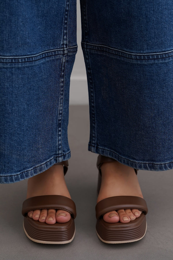 COFFEE HOLIDAY MAMA SANDALS