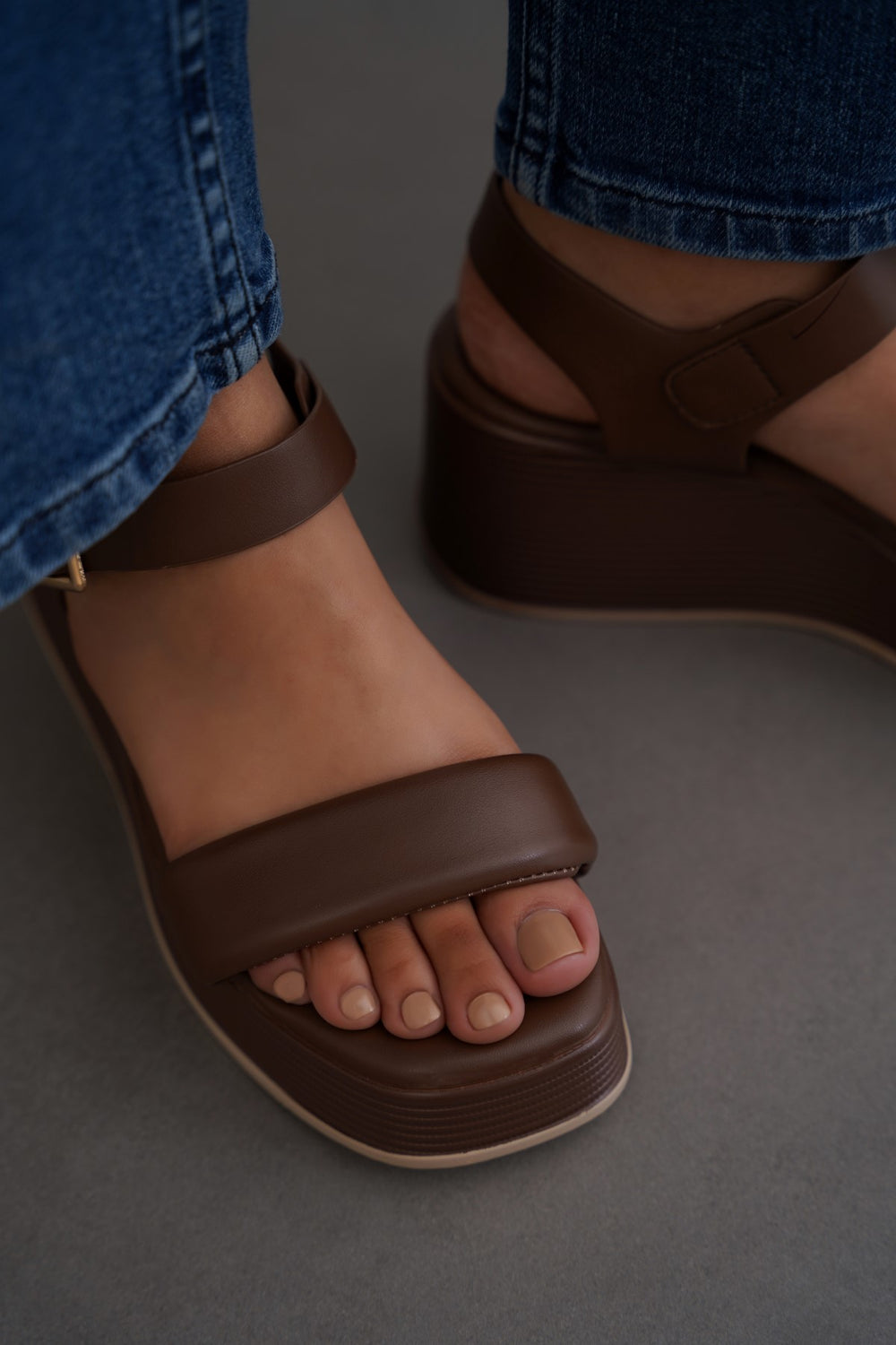 COFFEE HOLIDAY MAMA SANDALS