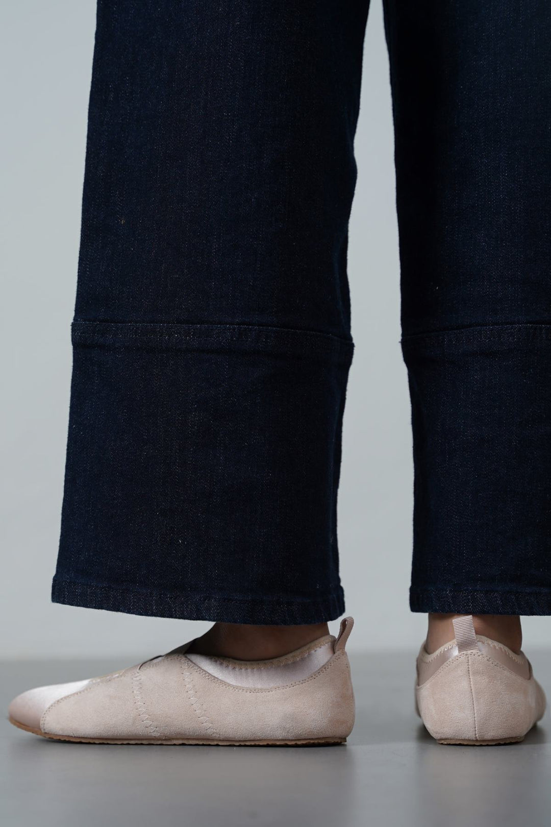 PINK SATIN SNEAKERINA