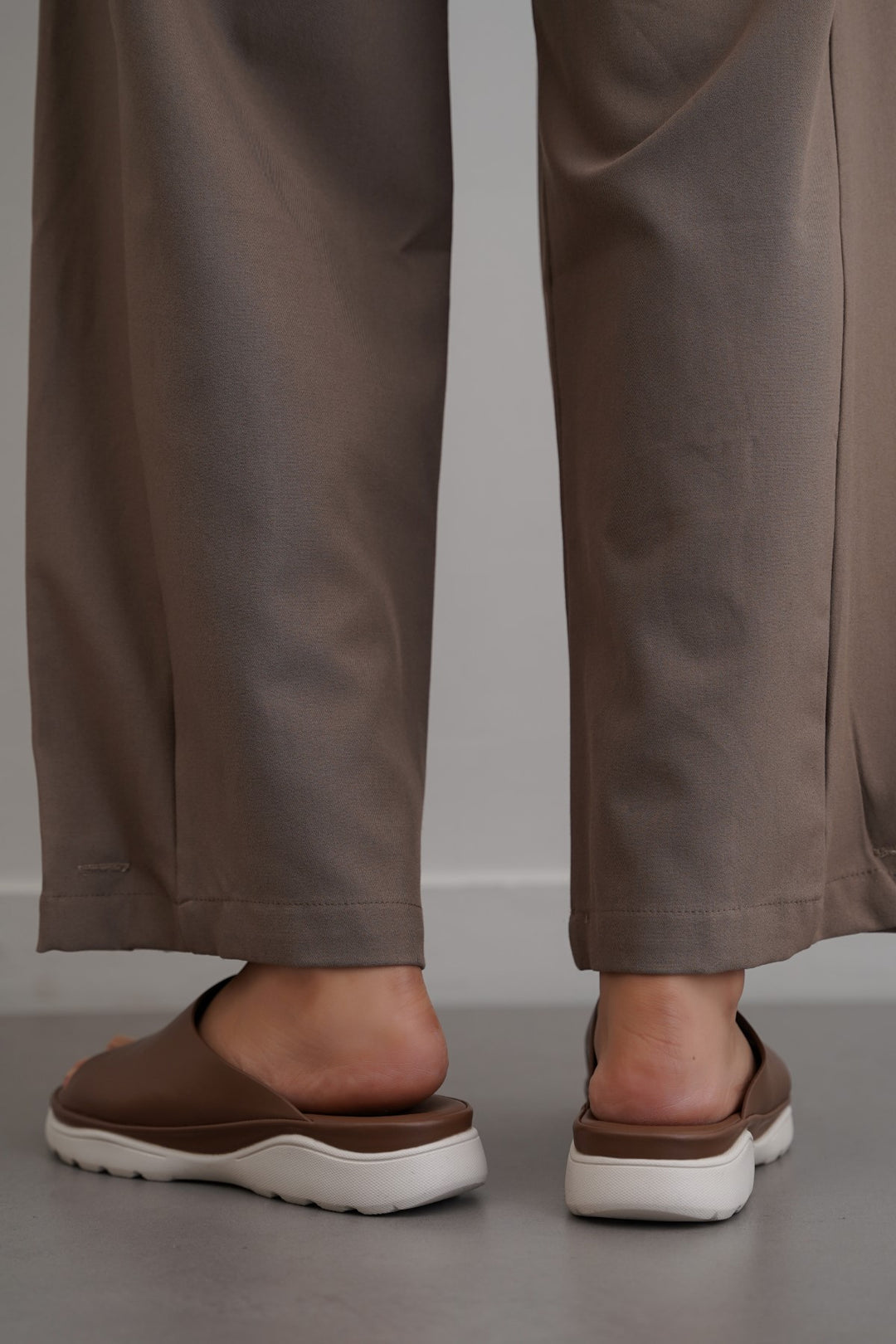 COFFEE RETREAT MAMA SLIDES