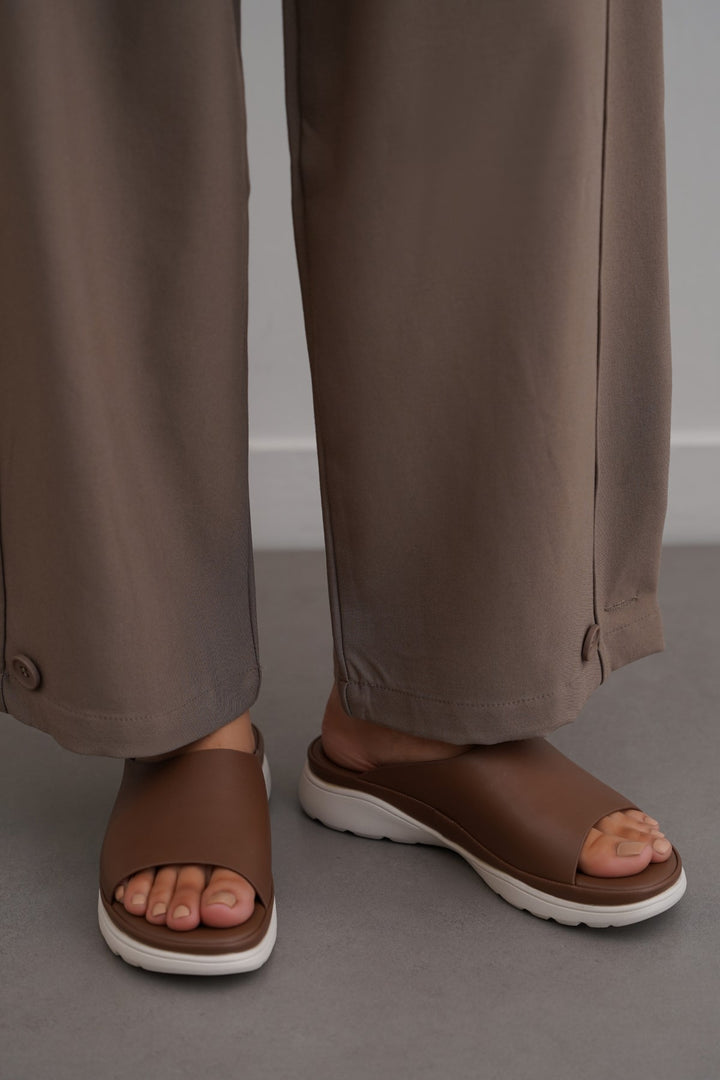 COFFEE RETREAT MAMA SLIDES