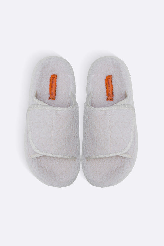 CREAM TEDDY FUR SLIDES