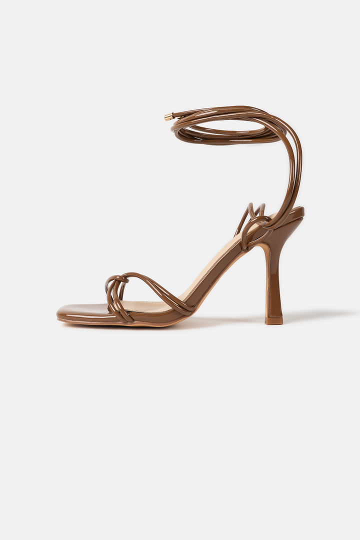 GOING-OUT STRAPPY HEELS