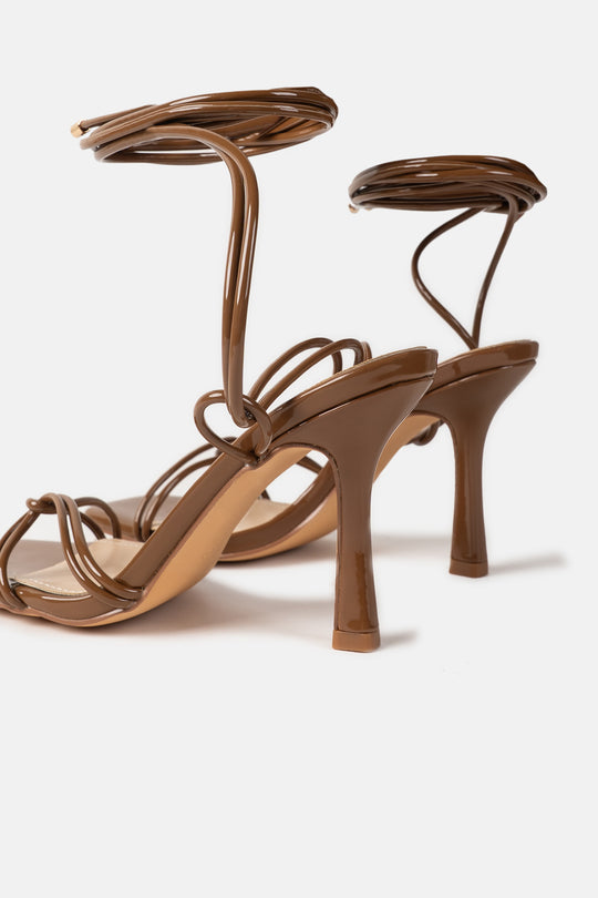 GOING-OUT STRAPPY HEELS
