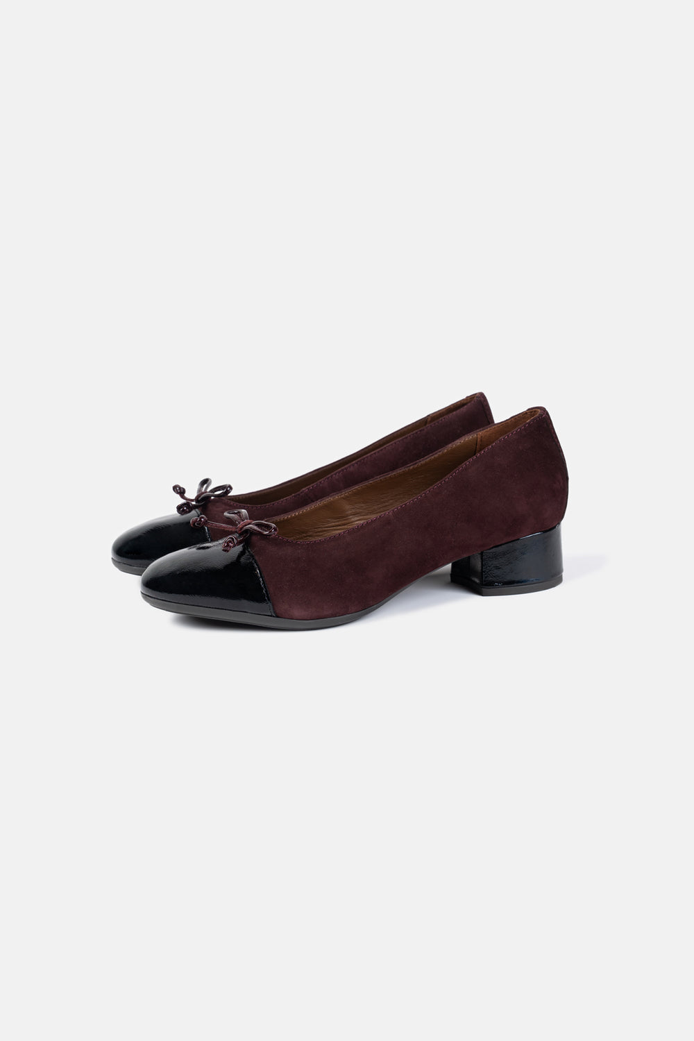 WINE CLASSIC LEATHER HEELS