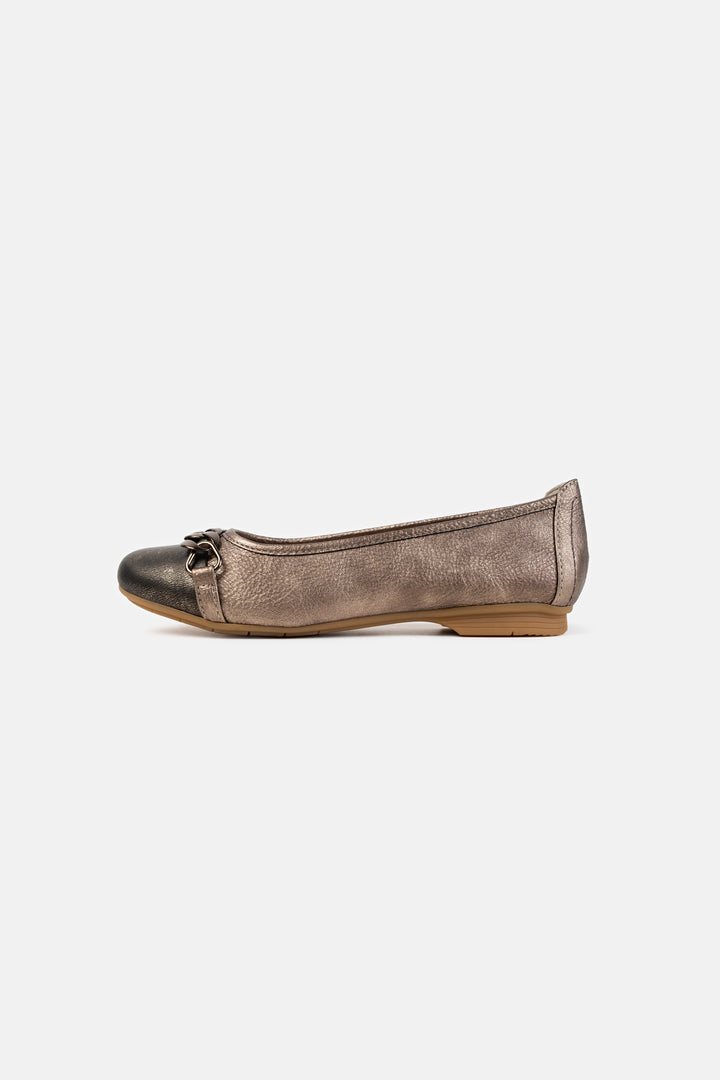 CHAIN PARTY PUMPS