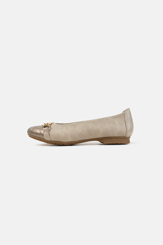 CHAIN PARTY PUMPS
