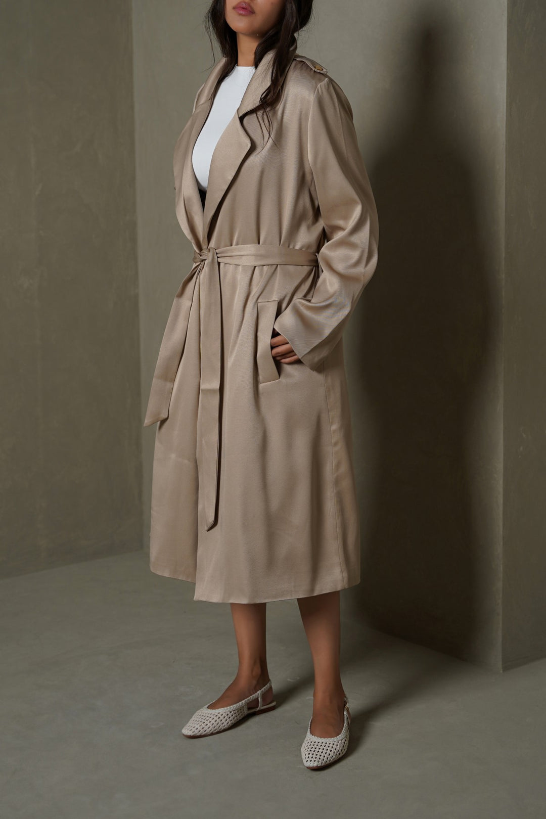 BEIGE-CLASSIC TRENCH COAT