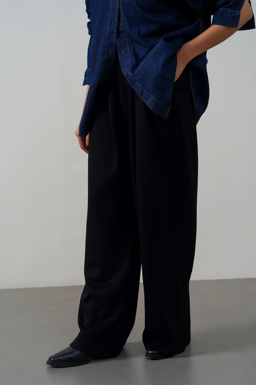 BLACK SOFT-KNIT STRAIGHT TROUSERS