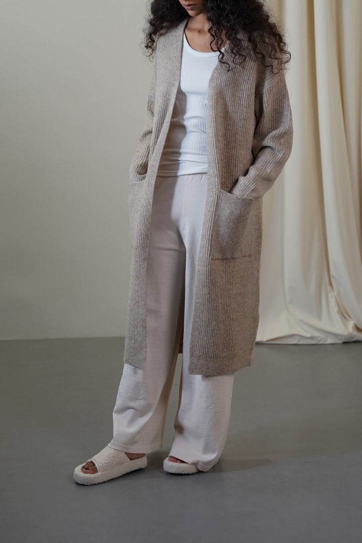 CREAM SOFT-KNIT STRAIGHT TROUSERS