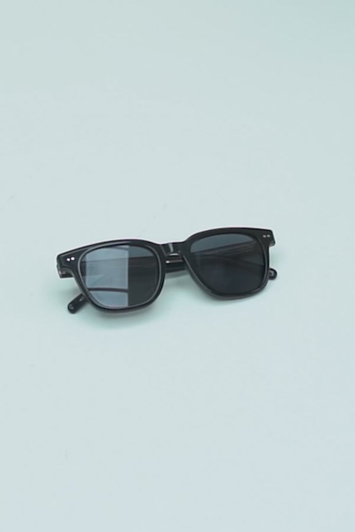 ECLIPSE BLACK