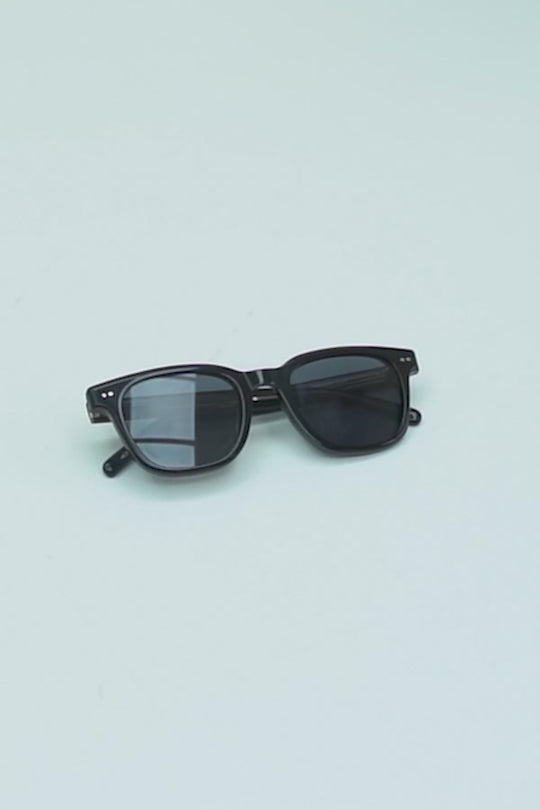 ECLIPSE BLACK